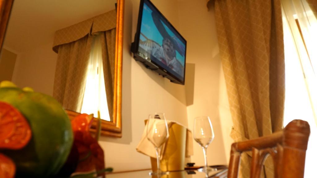 Hotel Portonuovo Βιέστε Εξωτερικό φωτογραφία